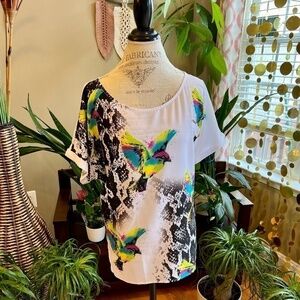 Women's White Short Sleeved Blouse with Stunning Colorful Birds Design L/XL
